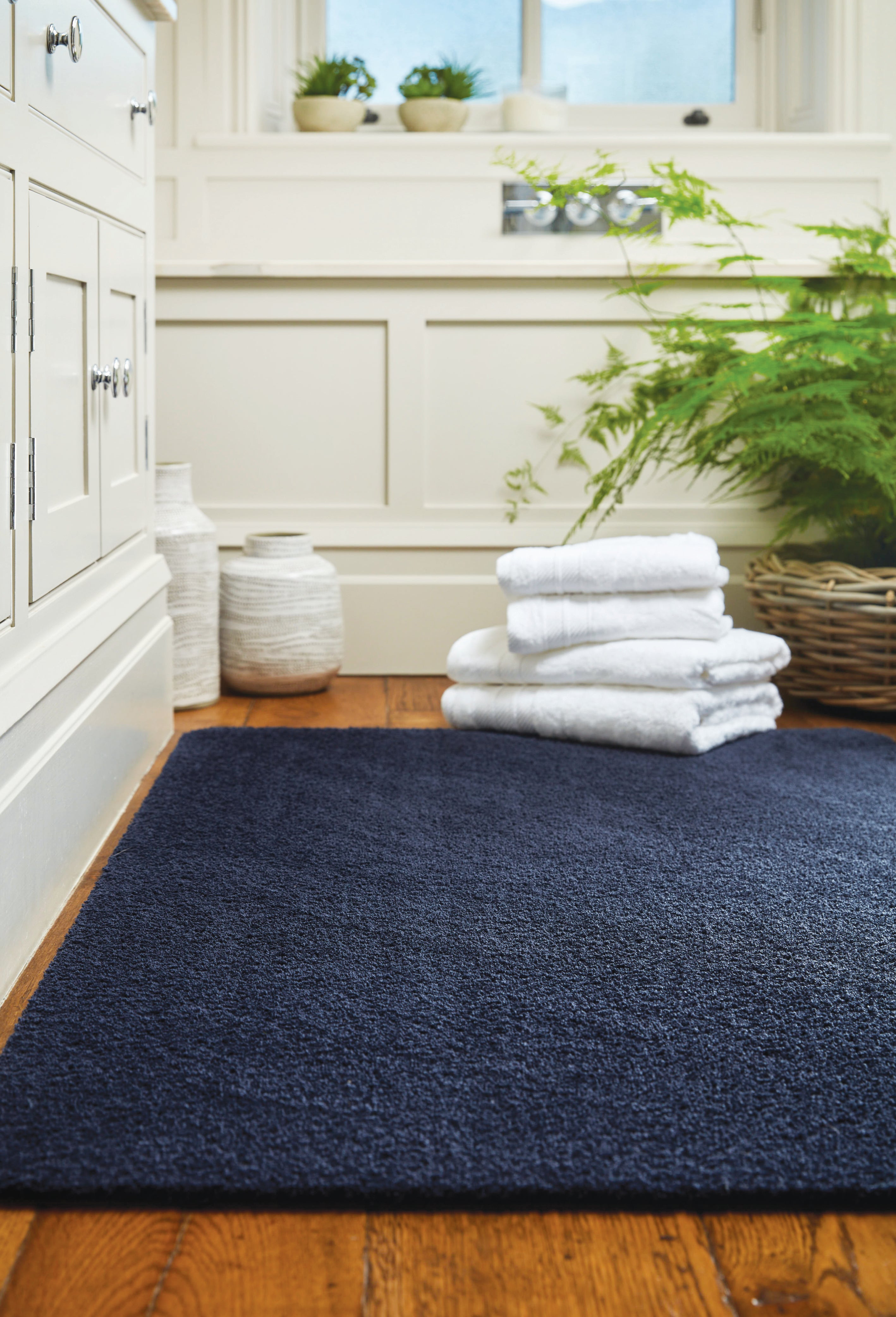 Sense Bath French Navy Runner